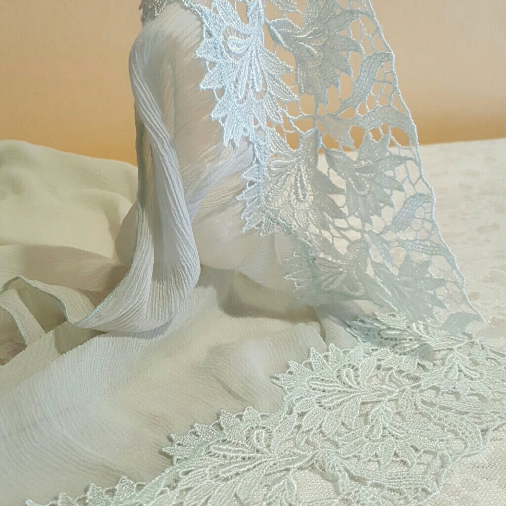 ELIZABETH GILLETT NYC Mint Scarf